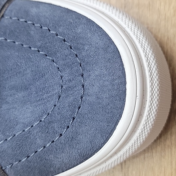 Van's SK8-Hi Brand new in the box authentic uper leather . - Picture 11 of 12